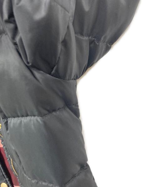 BLUE LABEL CRESTBRIDGE（ブルーレーベルクレストブリッジ）BLUE LABEL CRESTBRIDGE (ブルーレーベルクレストブリッジ) BLUE LABEL CRESTBRIDGE / ファー付き ダウンコート ブラック サイズ:36の古着・服飾アイテム