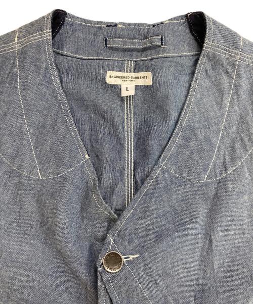 Engineered Garments（エンジニアド ガーメンツ）Engineered Garments (エンジニアド ガーメンツ) シャンブレーハーフムーンベスト ネイビー サイズ:Lの古着・服飾アイテム