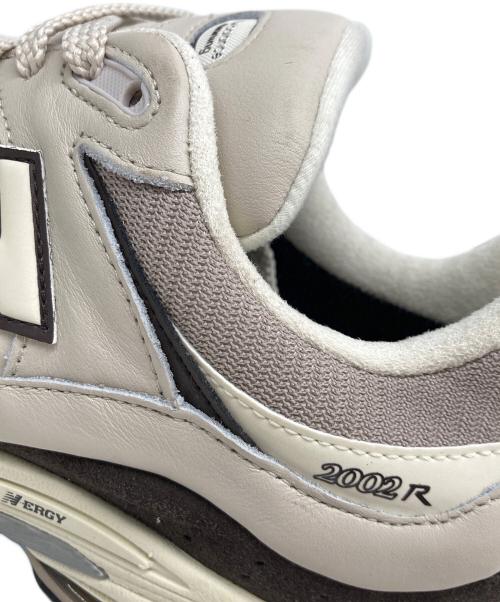 NEW BALANCE（ニューバランス）NEW BALANCE (ニューバランス) M2002R GTX / スニーカー ベージュ サイズ:26.5の古着・服飾アイテム
