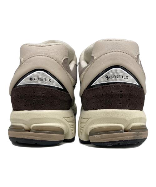 NEW BALANCE（ニューバランス）NEW BALANCE (ニューバランス) M2002R GTX / スニーカー ベージュ サイズ:26.5の古着・服飾アイテム