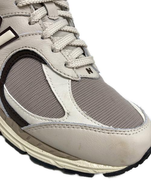 NEW BALANCE（ニューバランス）NEW BALANCE (ニューバランス) M2002R GTX / スニーカー ベージュ サイズ:26.5の古着・服飾アイテム