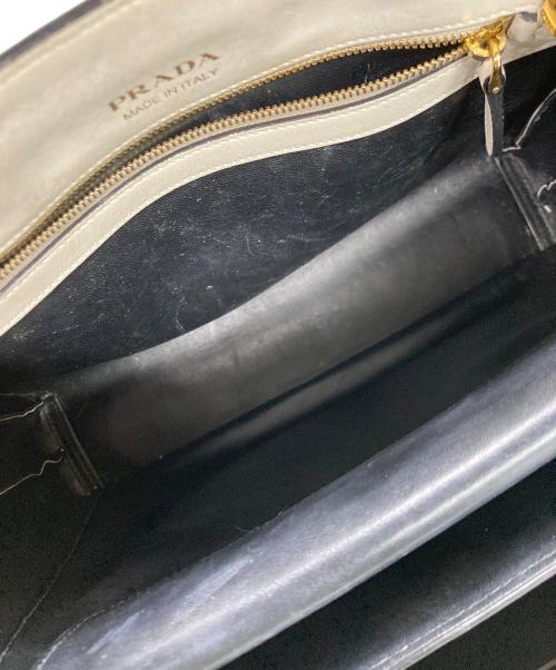 PRADA（プラダ）PRADA (プラダ) サフィアーノ/ビブリオテーク2WAYバッグ アイボリーの古着・服飾アイテム