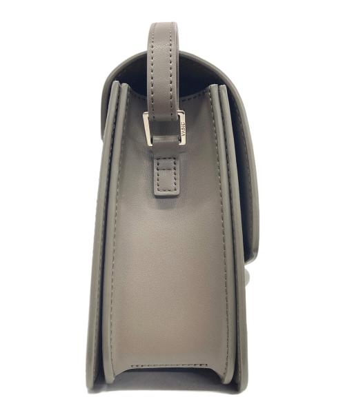 VASIC（ヴァジック）VASIC (ヴァジック) ショルダーバッグ グレージュの古着・服飾アイテム