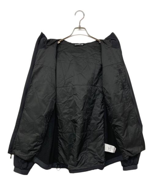 ARC'TERYX（アークテリクス）ARC'TERYX (アークテリクス) ATOM LT Hoody ブラック サイズ:Mの古着・服飾アイテム