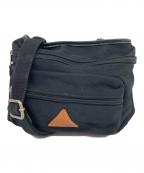 IL BISONTEイル ビゾンテ）の古着「レザーパイピングボディバッグ」｜ブラック