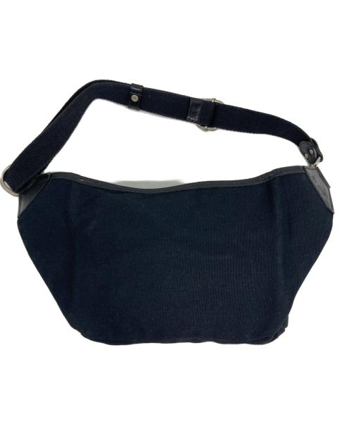 IL BISONTE（イル ビゾンテ）IL BISONTE (イル ビゾンテ) レザーパイピングボディバッグ ブラックの古着・服飾アイテム