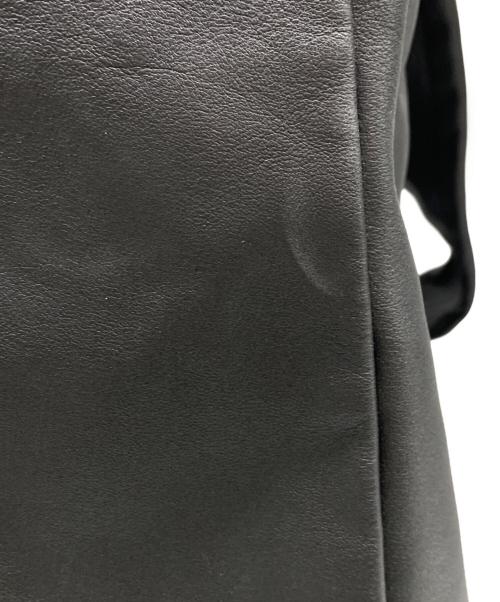 MAISON SPECIAL（メゾンスペシャル）MAISON SPECIAL (メゾンスペシャル) Leather Shoulder Bag ブラックの古着・服飾アイテム