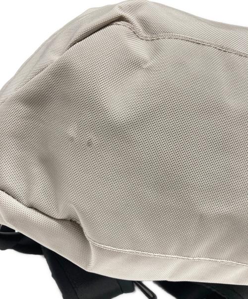 THE NORTH FACE（ザ ノース フェイス）THE NORTH FACE (ザ ノース フェイス) Pyrenees 16 ピレネーバックパック 16L グレーの古着・服飾アイテム