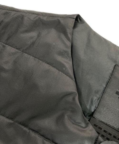 DESCENTE ALLTERRAIN（デザイント オルテライン）Descente ALLTERRAIN (デザイント オルテライン) H.C.S DOWN H/S SHIRT ブラック サイズ:Lの古着・服飾アイテム