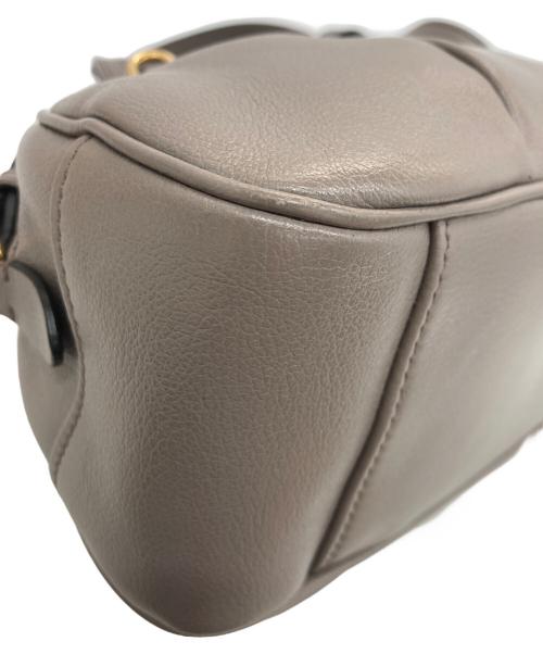 MIU MIU（ミュウミュウ）MIU MIU (ミュウミュウ) MIU MIU GLACE CALF / チェーンショルダー2WAYハンドバッグ グレーの古着・服飾アイテム