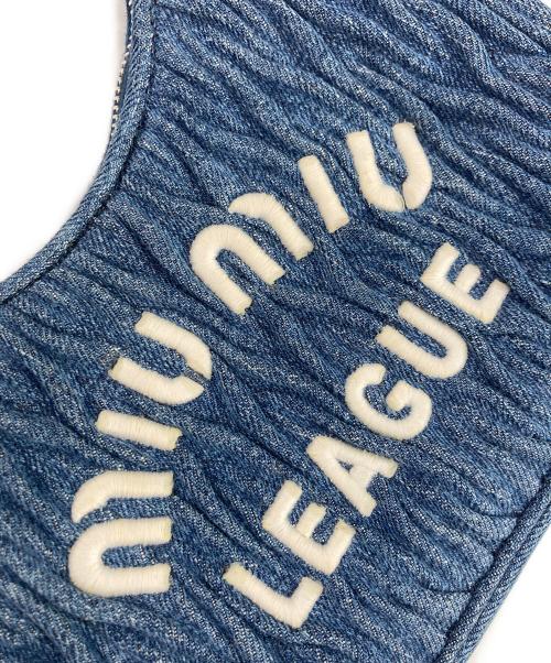 MIU MIU（ミュウミュウ）MIU MIU (ミュウミュウ) デニムマテラッセショルダーバッグ インディゴの古着・服飾アイテム