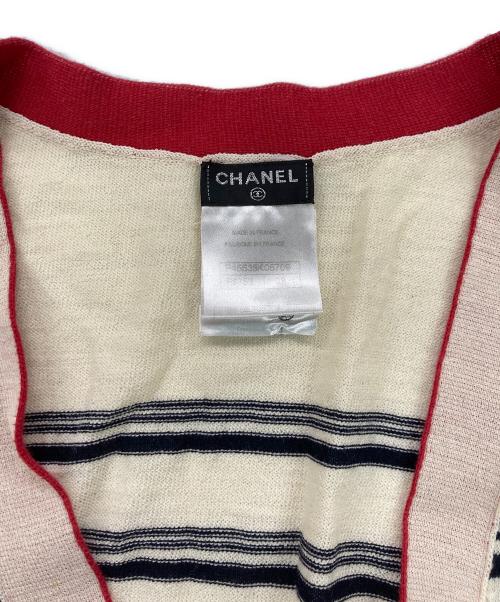 CHANEL（シャネル）CHANEL (シャネル) ココマークボタンロングボーダーカーディガン ホワイト サイズ:38の古着・服飾アイテム