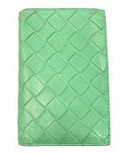 BOTTEGA VENETAボッテガベネタ）の古着「イントレチャート 2つ折りファスナーウォレット 財布」｜グリーン