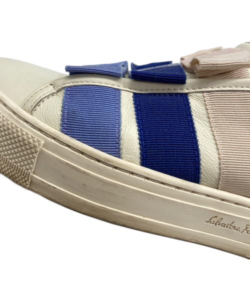 Salvatore Ferragamo（サルヴァトーレ フェラガモ）Salvatore Ferragamo (サルヴァトーレ フェラガモ) NATALYヴァラスニーカー ホワイト サイズ:6 1/2の古着・服飾アイテム