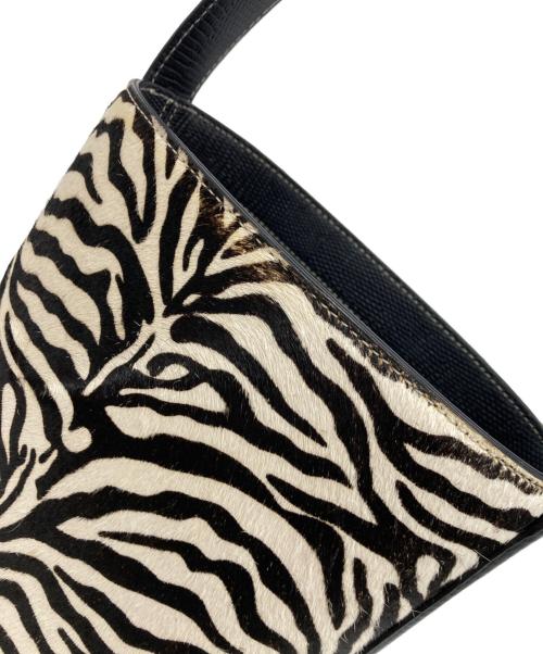 STAUD（スタウド）STAUD (スタウド) 2WAYゼブラプリントバッグ ホワイトの古着・服飾アイテム