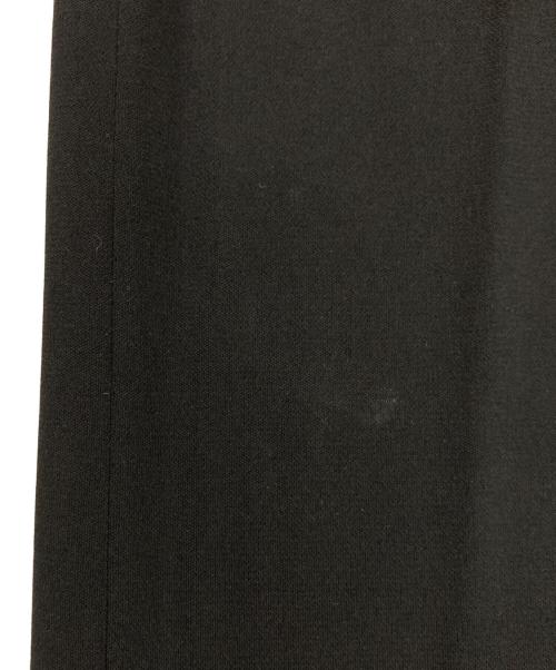 LEONARD（レオナール）LEONARD (レオナール) 幾何学ベルテッドカンカンワンピース ブラック サイズ:Mの古着・服飾アイテム