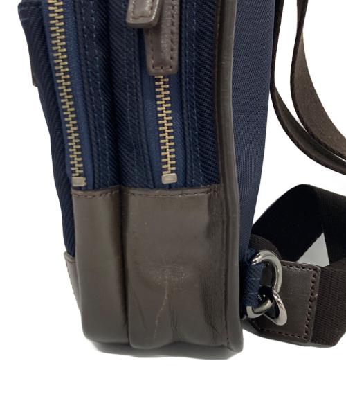 BURBERRY BLACK LABEL（バーバリーブラックレーベル）BURBERRY BLACK LABEL (バーバリーブラックレーベル) ショルダーバッグ バディバッグ ブラックの古着・服飾アイテム