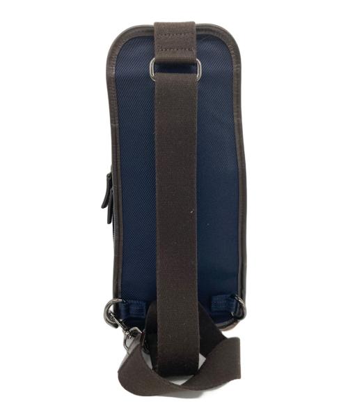 BURBERRY BLACK LABEL（バーバリーブラックレーベル）BURBERRY BLACK LABEL (バーバリーブラックレーベル) ショルダーバッグ バディバッグ ブラックの古着・服飾アイテム