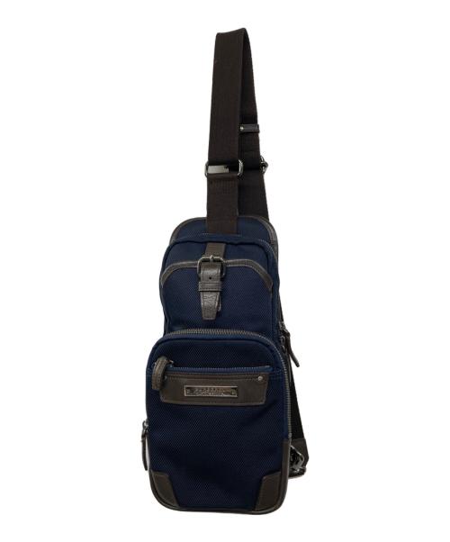 BURBERRY BLACK LABEL（バーバリーブラックレーベル）BURBERRY BLACK LABEL (バーバリーブラックレーベル) ショルダーバッグ バディバッグ ブラックの古着・服飾アイテム