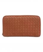 BOTTEGA VENETAボッテガベネタ）の古着「イントレチャート ラウンドファスナーウォレット 長財布」｜ピンク