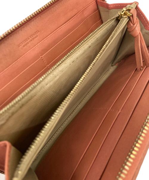 BOTTEGA VENETA（ボッテガベネタ）BOTTEGA VENETA (ボッテガベネタ) イントレチャート ラウンドファスナーウォレット 長財布 ピンクの古着・服飾アイテム