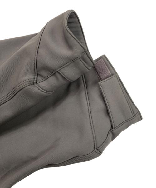 CarHartt（カーハート）CarHartt (カーハート) RAIN DEFENDER / レインディフェンダー ソフトシェルジャケット グレー サイズ:2XLの古着・服飾アイテム