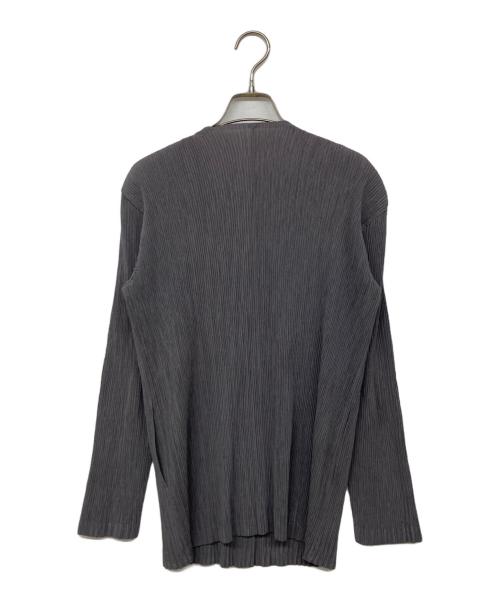 ISSEY MIYAKE（イッセイミヤケ）ISSEY MIYAKE (イッセイミヤケ) プリーツカーディガン グレー サイズ:Mの古着・服飾アイテム
