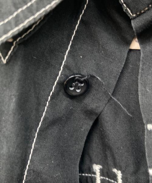 VERSACE JEANS COUTURE（ヴェルサーチ ジーンズクチュール）VERSACE JEANS COUTURE (ヴェルサーチ ジーンズクチュール) 90`sデザインステッチシャツ ブラック サイズ:XLの古着・服飾アイテム