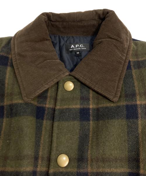 A.P.C.（アーペーセー）A.P.C. (アーペーセー) チェックハンティングジャケット オリーブ サイズ:XSの古着・服飾アイテム