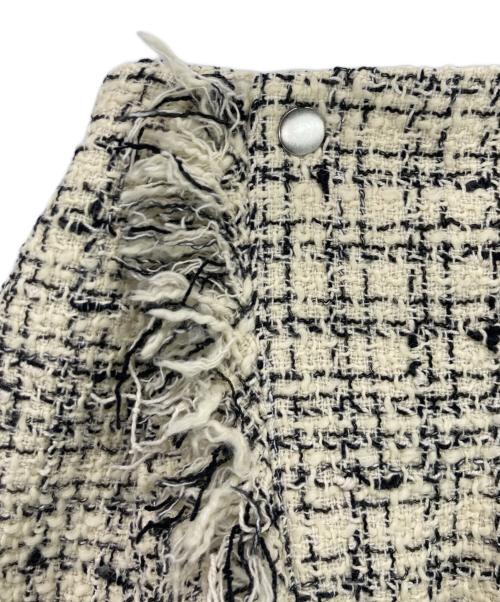 HYEON（ヘヨン）HYEON (ヘヨン) basil skort ツイードショートパンツ ホワイト×ブラック サイズ:Mの古着・服飾アイテム