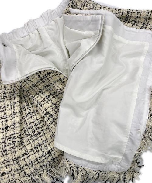 HYEON（ヘヨン）HYEON (ヘヨン) basil skort ツイードショートパンツ ホワイト×ブラック サイズ:Mの古着・服飾アイテム