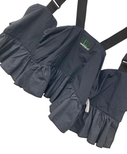 NON TOKYO（ノントーキョー）NON TOKYO (ノントーキョー) FRILL FIELD VEST / ナイロンベスト ブラック サイズ:FREEの古着・服飾アイテム