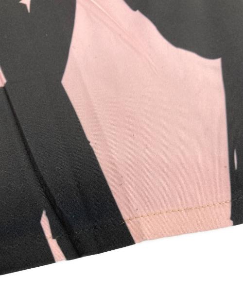 NON TOKYO（ノントーキョー）NON TOKYO (ノントーキョー) ダイレクトプリン卜リブギャザーワンピース ブラック×ピンク サイズ:FREEの古着・服飾アイテム