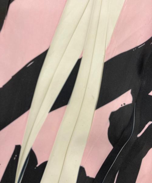 NON TOKYO（ノントーキョー）NON TOKYO (ノントーキョー) ダイレクトプリン卜リブギャザーワンピース ブラック×ピンク サイズ:FREEの古着・服飾アイテム