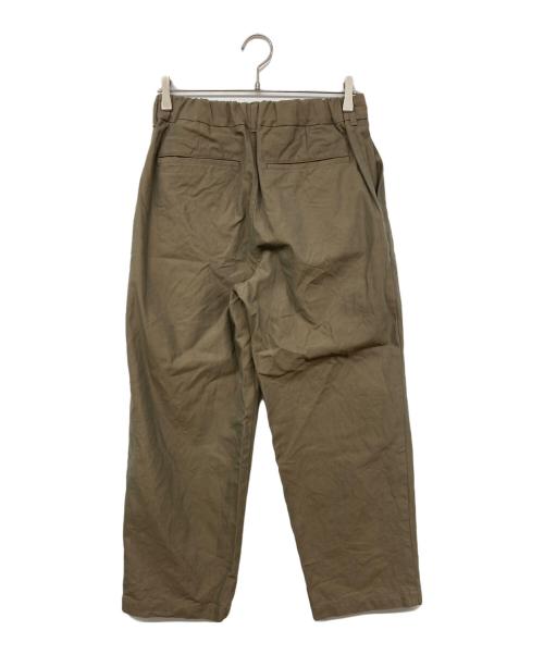 STILL BY HAND（スティルバイハンド）STILL BY HAND (スティルバイハンド) PT06253 強撚コットンシャンブレー素材 2タックパンツ ブラウン サイズ:44の古着・服飾アイテム