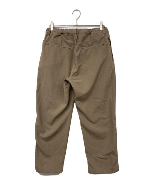 PWA（プア）PWA (プア) POLYVALENT RESORT PT スラックス カーキ サイズ:Mの古着・服飾アイテム