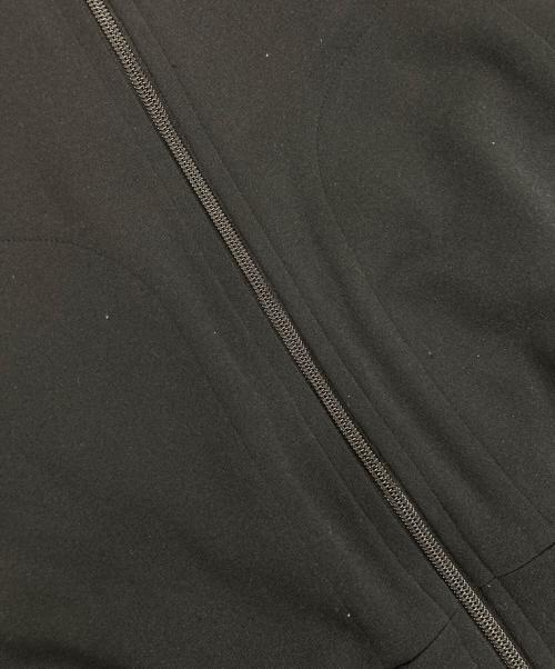 PLAY COMME des GARCONS（プレイコムデギャルソン）PLAY COMME des GARCONS (プレイコムデギャルソン) Black Emblem Black ハートロゴトラックジャケット ブラック サイズ:Mの古着・服飾アイテム