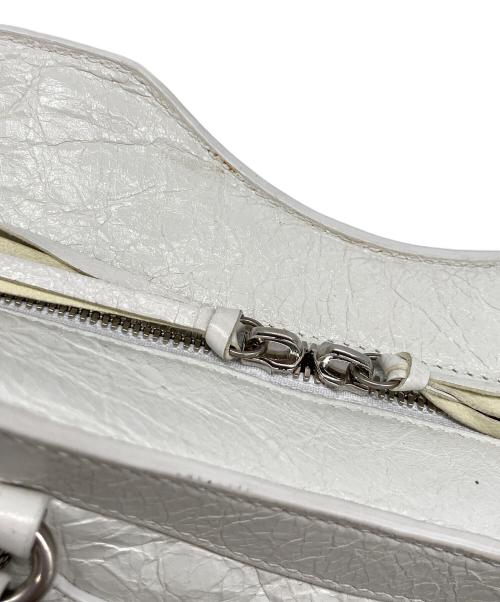 BALENCIAGA（バレンシアガ）BALENCIAGA (バレンシアガ) NEO CAGOLE CITY ホワイトの古着・服飾アイテム