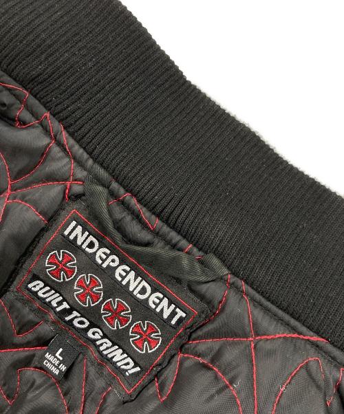 INDEPENDENT（インディペンデント）INDEPENDENT (インディペンデント) 裏地アイアンクロス キルティング ワークベスト ブラック サイズ:Lの古着・服飾アイテム