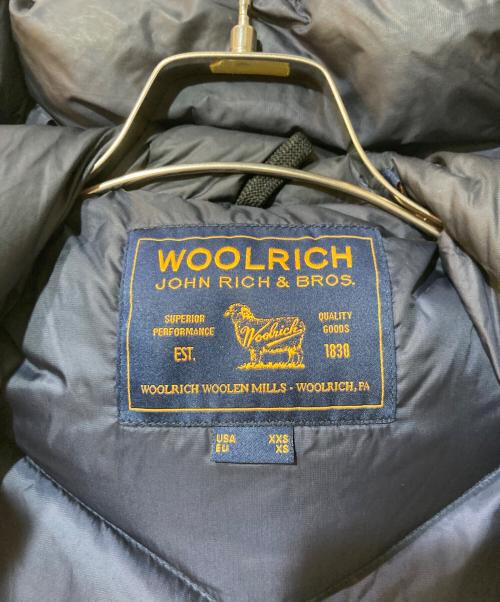 WOOLRICH（ウールリッチ）WOOLRICH (ウールリッチ) ダウンジャケット ネイビー サイズ:XSの古着・服飾アイテム