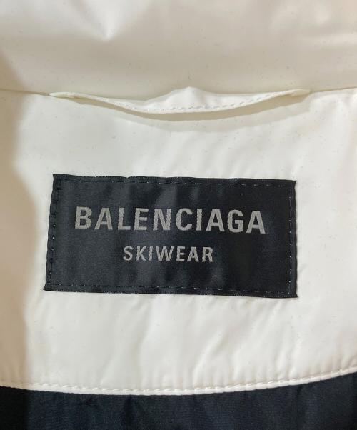 BALENCIAGA（バレンシアガ）BALENCIAGA (バレンシアガ) 3B SPORTS ICON PUFFER ホワイト サイズ:44の古着・服飾アイテム