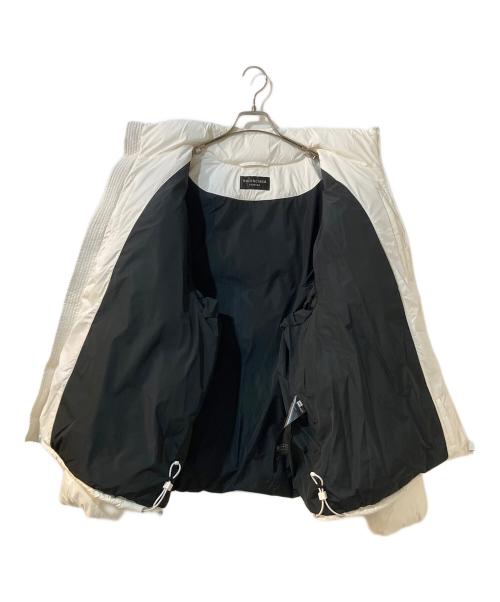 BALENCIAGA（バレンシアガ）BALENCIAGA (バレンシアガ) 3B SPORTS ICON PUFFER ホワイト サイズ:46の古着・服飾アイテム