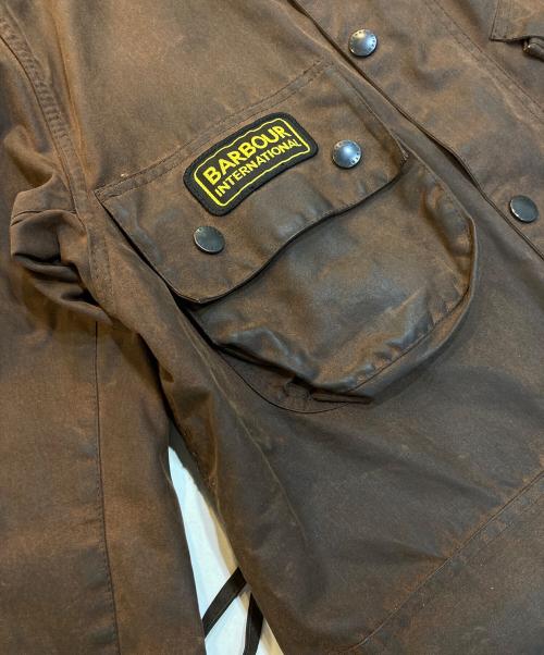 Barbour（バブアー）Barbour (バブアー) INTERNATIONAL オイルドジャケット ブラウン サイズ:38の古着・服飾アイテム