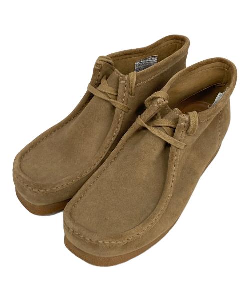 CLARKS（クラークス）CLARKS (クラークス) WallabeeEVO Bt ベージュ サイズ:UK8の古着・服飾アイテム