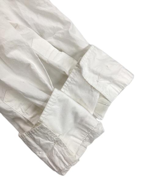 YAUNN（ヤウーン）YAUNN (ヤウーン) COTTON ASYMMETRY SHIRT ホワイト サイズ:FREEの古着・服飾アイテム