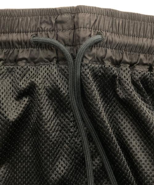 BALENCIAGA（バレンシアガ）BALENCIAGA (バレンシアガ) SPORTY B ナイロントラックパンツ ブラック サイズ:46の古着・服飾アイテム
