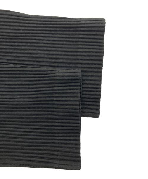 HOMME PLISSE ISSEY MIYAKE（オム プリッセ イッセイ ミヤケ）HOMME PLISSE ISSEY MIYAKE (オム プリッセ イッセイ ミヤケ) BASICS プリーツパンツ ブラック サイズ:1の古着・服飾アイテム