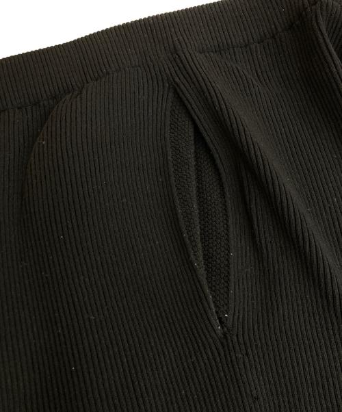 HOMME PLISSE ISSEY MIYAKE（オム プリッセ イッセイ ミヤケ）HOMME PLISSE ISSEY MIYAKE (オム プリッセ イッセイ ミヤケ) Basic Knit Pants / ベーシック ニット ブラック サイズ:3の古着・服飾アイテム