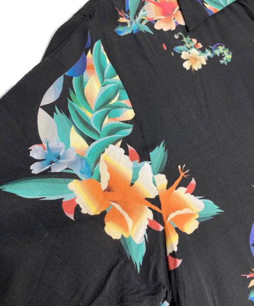 ALOHA RUG（アロハラグ）ALOHA RUG (アロハラグ) レーヨンアロハシャツ ハイビスカス ブラック サイズ:XLの古着・服飾アイテム