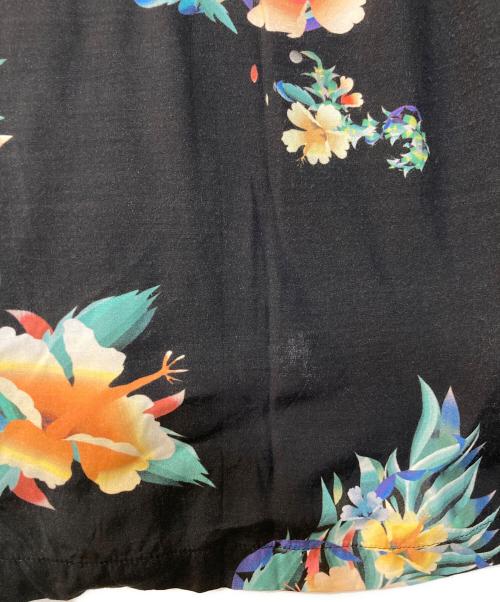 ALOHA RUG（アロハラグ）ALOHA RUG (アロハラグ) レーヨンアロハシャツ ハイビスカス ブラック サイズ:XLの古着・服飾アイテム